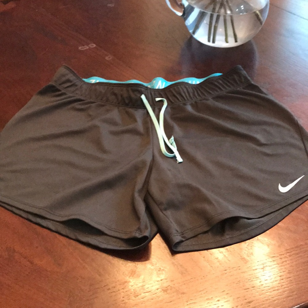 NIKE Dri Fit Shorts Size Medium
